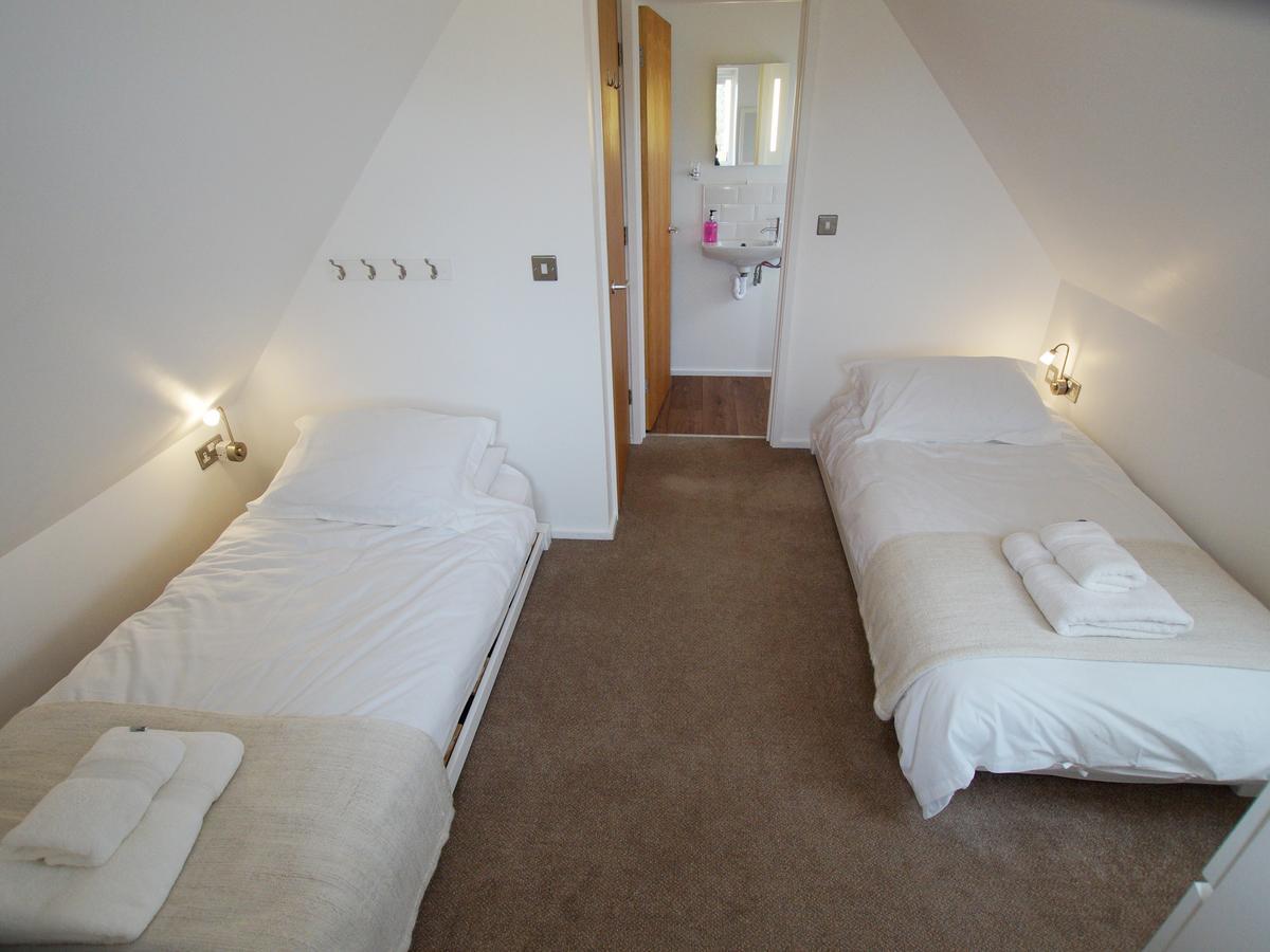 Beautiful Cotswold View Apartman Bourton-on-the-Water Kültér fotó