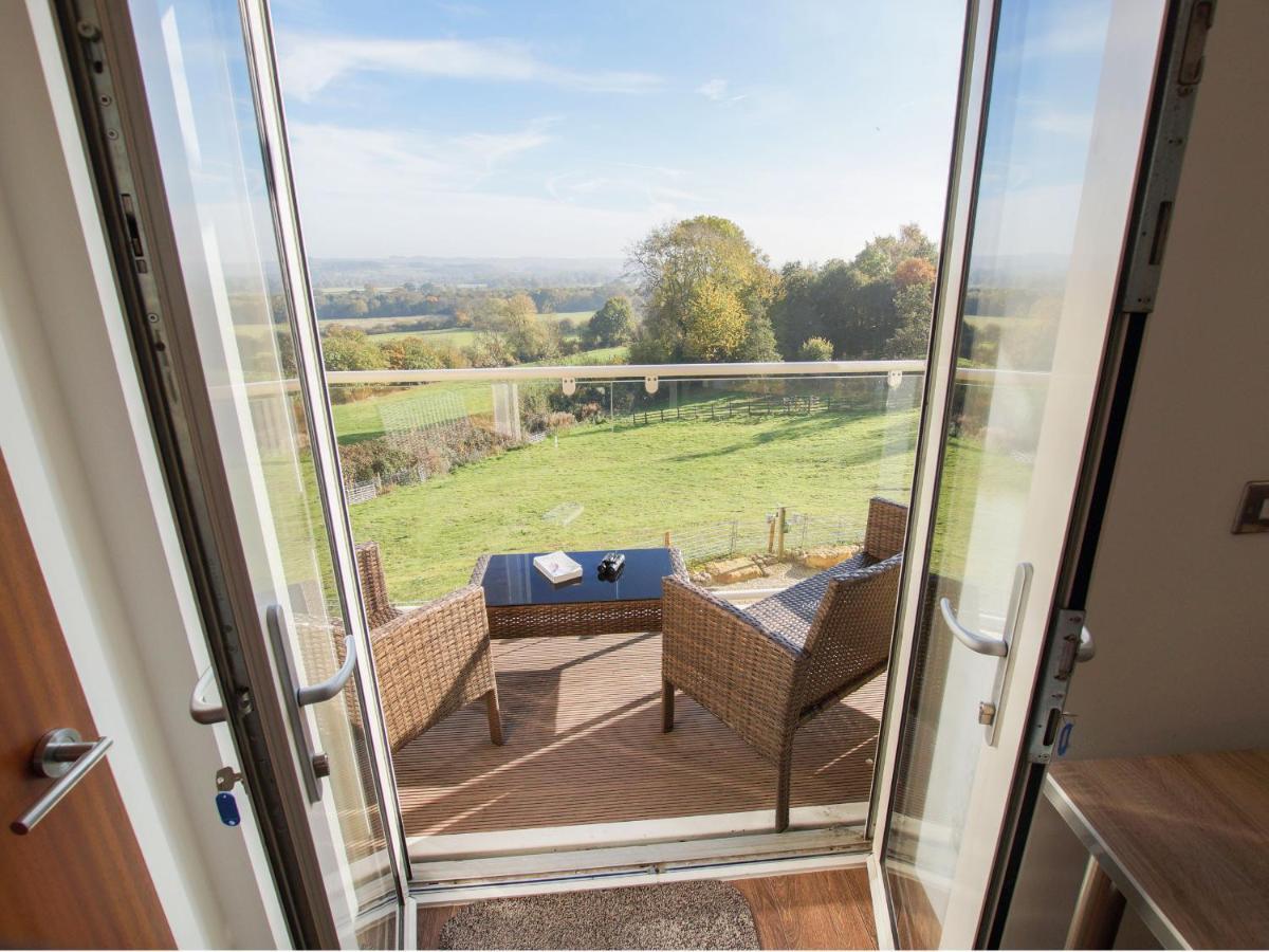 Beautiful Cotswold View Apartman Bourton-on-the-Water Kültér fotó
